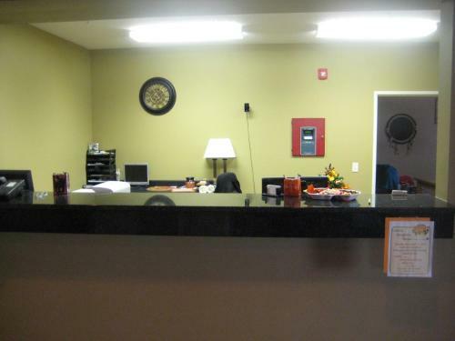 Hotel Bowman Inn And Suites