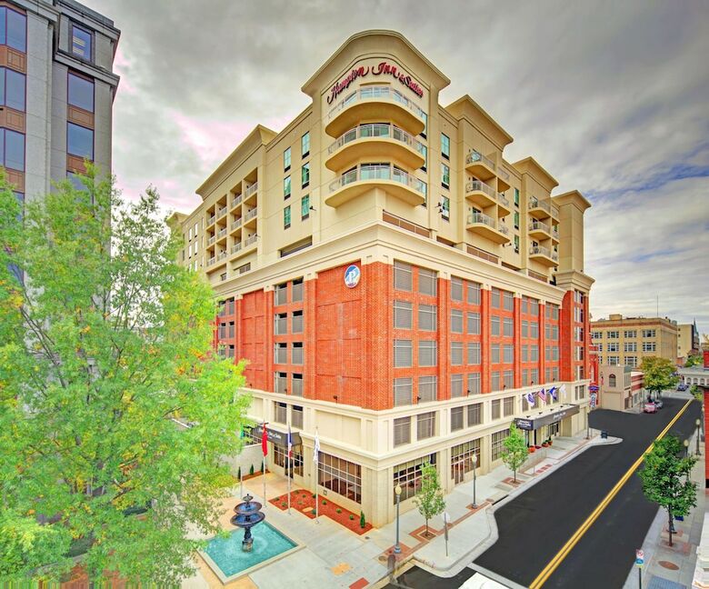 Hotel Hampton Inn And Suites Roanoke-downtown, Va