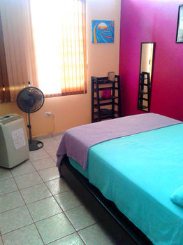 Bed & Breakfast Wssm Surf House