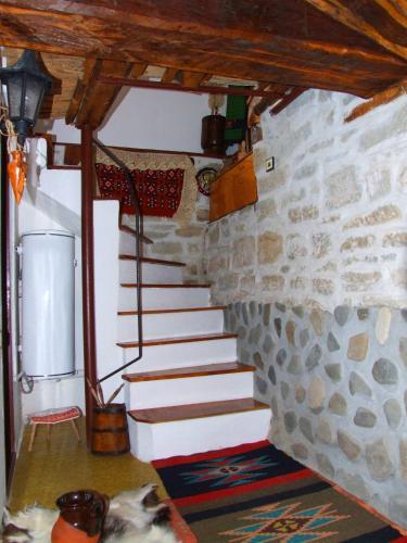 Hostal Proinovska House