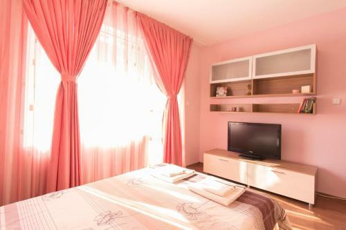Domus Apartment Iglika