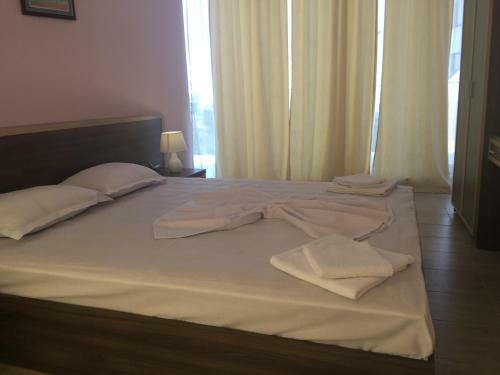 Golden Sea View Apartments