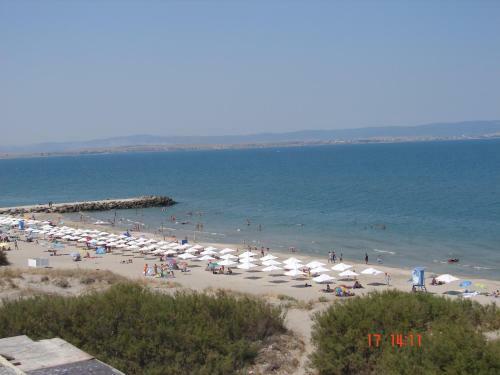 Golden Sea View Apartments