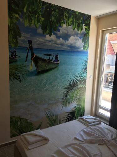 Golden Sea View Apartments
