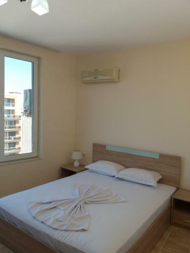 Golden Sea View Apartments