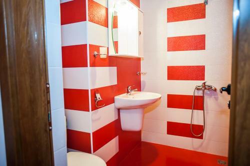 Hostal Megdana Guest House