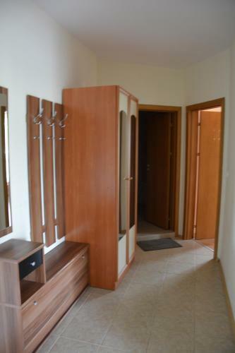 Iris Apartments