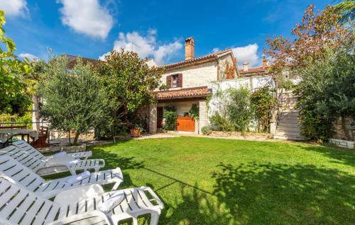 Apartamentos House Peresiji