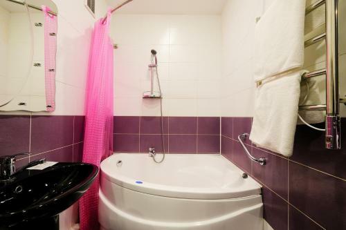 Hostal Buhta Guest House