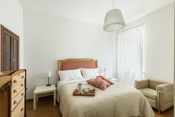 Hostal Un Petit Paradis