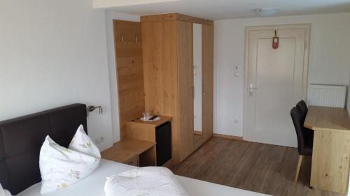 Hostal Pension Weinberg
