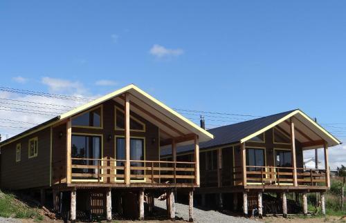 Caba�as Del Lago Huillinco