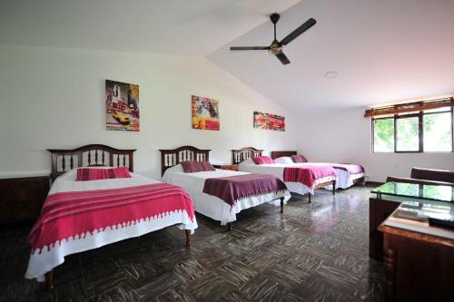 Hotel Hacienda Corcega