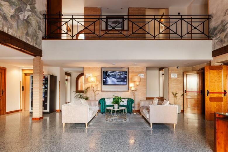 Dwo Rioja Wine Hotel