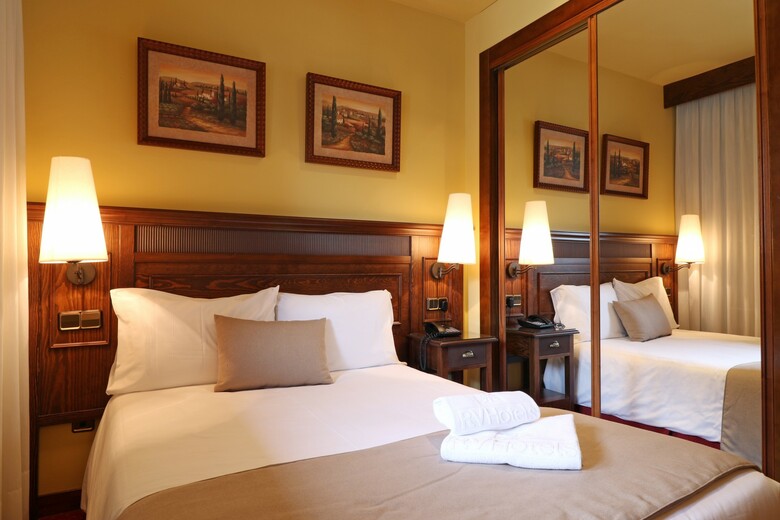 Hotel Rvhotels Tuca