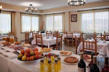 Hotel Mora