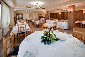 Hotel Mora