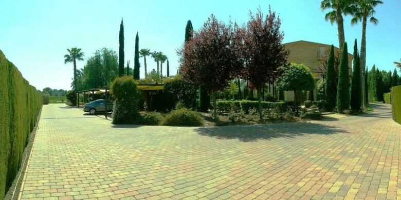 Hotel Ad-hoc Parque Golf