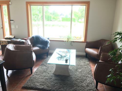 All Seasons Bed & Breakfast