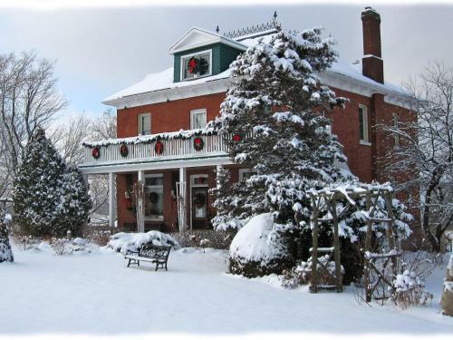 Bed & Breakfast Green Woods Inn