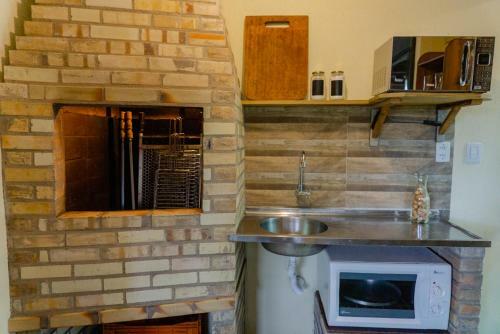 Hostal Pousada Villa Emba� Chal�s