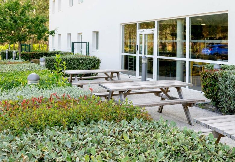 Hotel B&B H�tel Bordeaux Mios