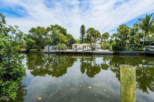 Hostal Village House Siesta Key