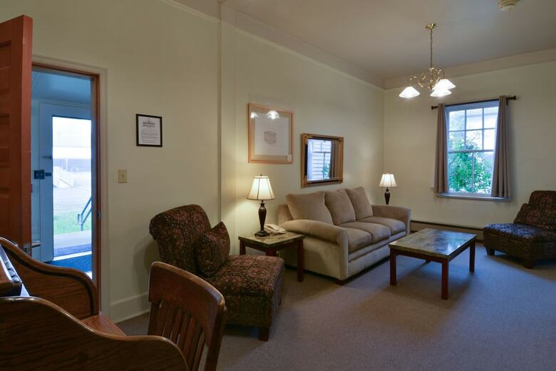 Lodge Fort Worden
