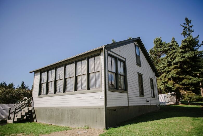 Lodge Fort Worden