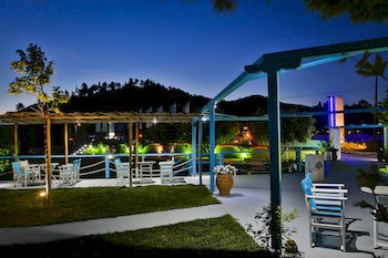 Nefeli Luxury Villas