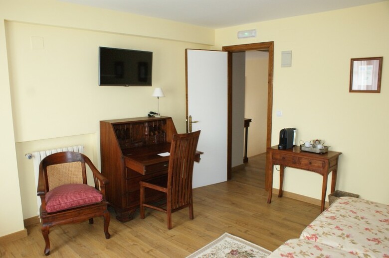 Hotel Colonial De Santillana