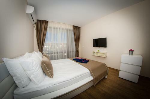 Hotel Premier Fort Cuisine - Full Board