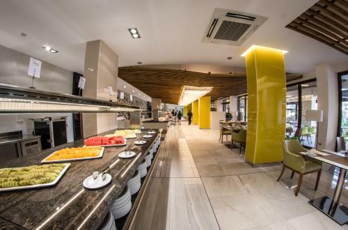 Hotel Premier Fort Cuisine - Full Board