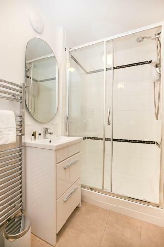 Apartamento Osborne Avenue Week2week Jesmond