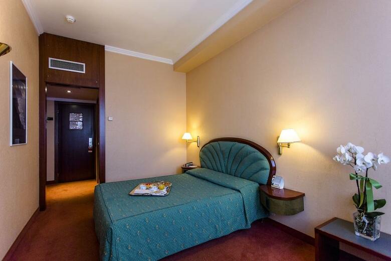 Atlantic Hotel