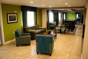 Hotel Baymont Inn & Suites Midland Center