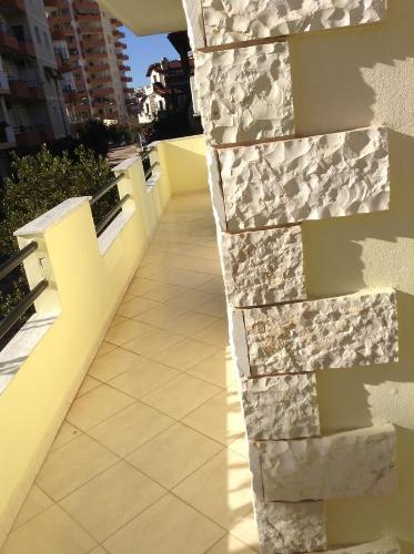Miranda Apartments 2