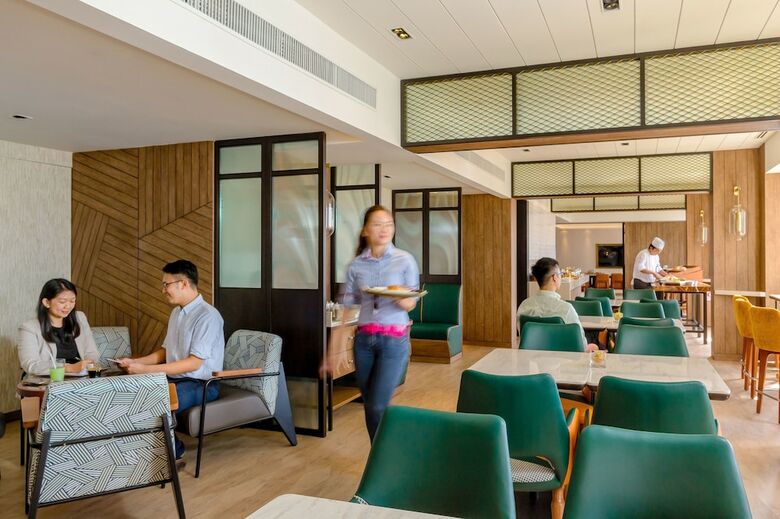 Traders Hotel, Penang