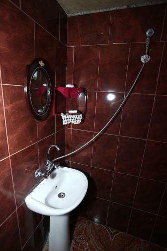 Hostal Guest House Iura