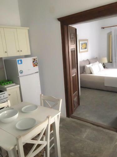 Thomas Traditional Apartments