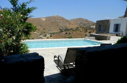 Hostal Aigaion House