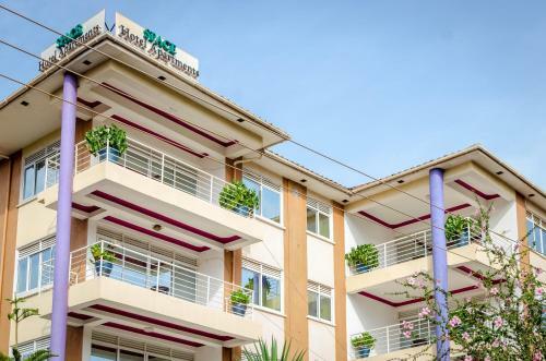 Space Hotel Apartments & Spa