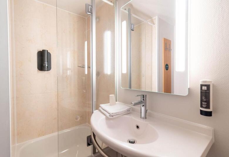 Hotel B&B H�tel Limoges (2)