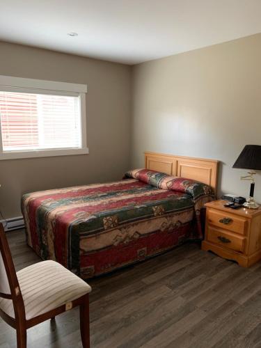 The Lionstone Inn Motel And Cottages