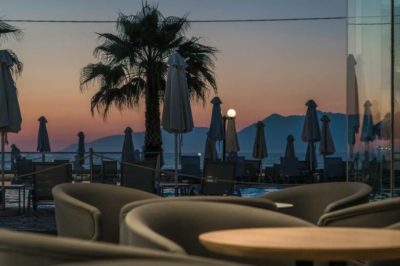 Hotel Acharavi Beach