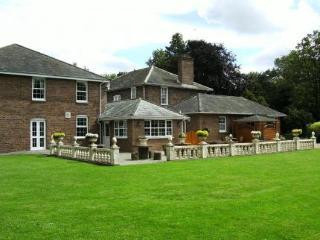Gables Hotel
