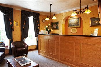 Gables Hotel
