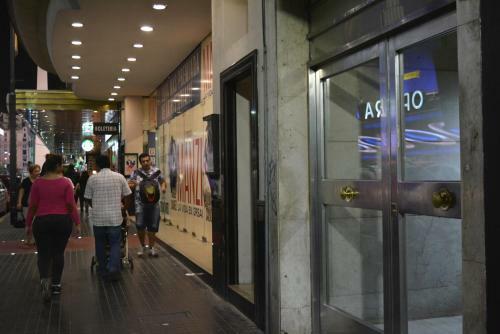 Apartamento Av. Corrientes Y Esmeralda - Teatros - Bsas
