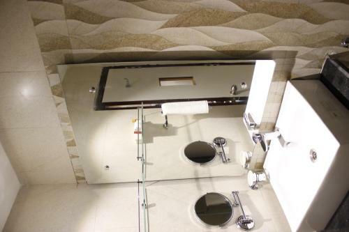 Hotel Larica Inn Rajarhat
