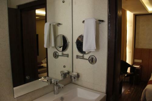 Hotel Larica Inn Rajarhat